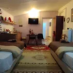 Apartament 3 *